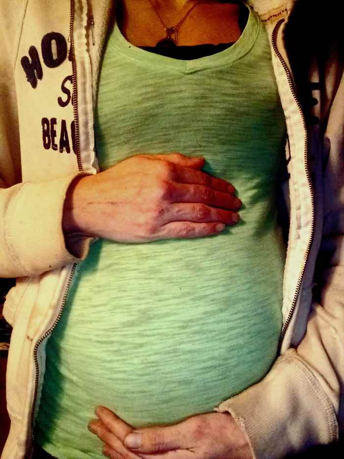 6 Ways To Ease Nausea and Vomiting in The First Trimester HubPages