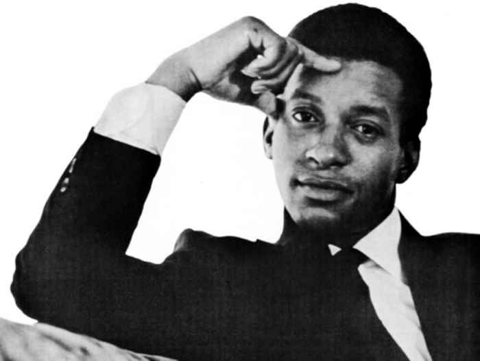 The Story Behind the Song "Hold Me, Thrill Me, Kiss Me" by Mel Carter