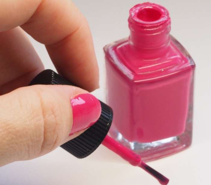 Why Does Nail Polish Remover Stink and Are There Alternatives? Bellatory
