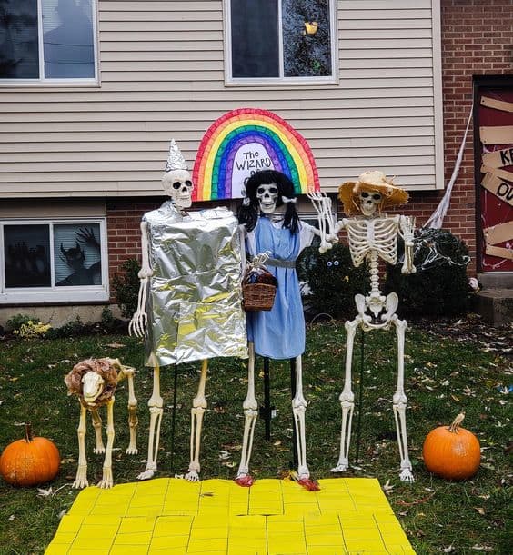 40+ Spooktastic Skeleton Halloween Decoration Ideas for Front Yard ...