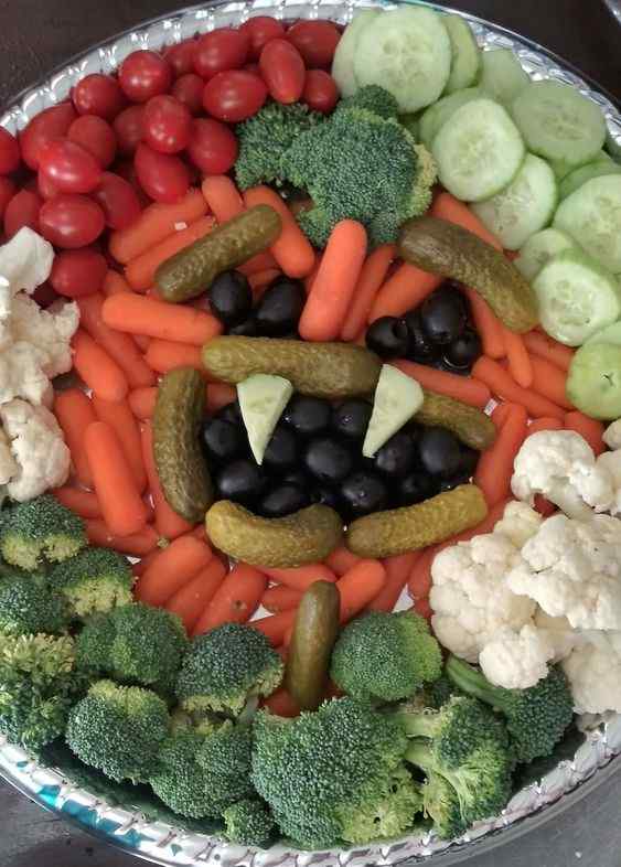 25+ Hauntingly Delicious Halloween Veggie Tray Ideas HubPages