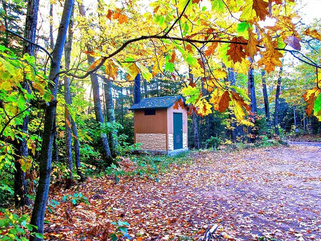 Outhouse, vaulted toilet is provided in the parking area. It is well ventilated and clean.
