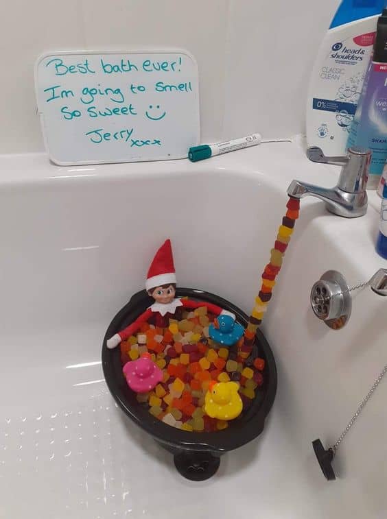 35+ Funny Elf on the Shelf Ideas for Kids - HubPages