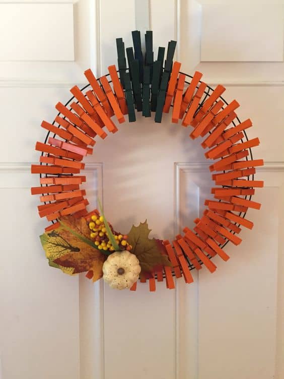 35+ Beautiful DIY Thanksgiving Clothespin Wreaths To Show The Beauty of ...