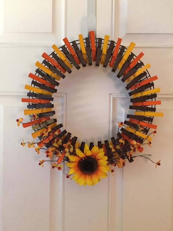 35+ Beautiful DIY Thanksgiving Clothespin Wreaths To Show The Beauty of