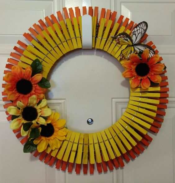 35+ Beautiful DIY Thanksgiving Clothespin Wreaths To Show The Beauty of