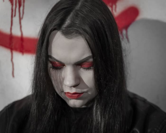 You're probably familiar with trying to summon Bloody Mary in a mirror, but do you know about the older version of this game?