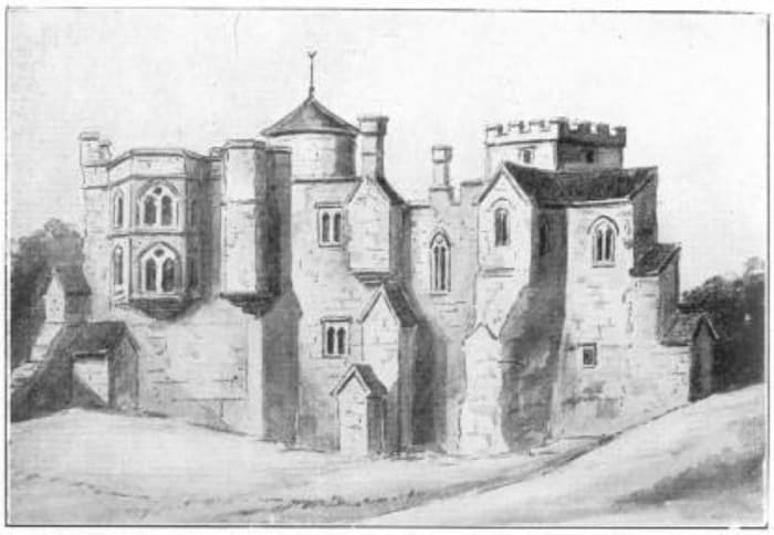 Woodstock Palace, a former manor house and hunting lodge was used by English royalty until the 18th century.