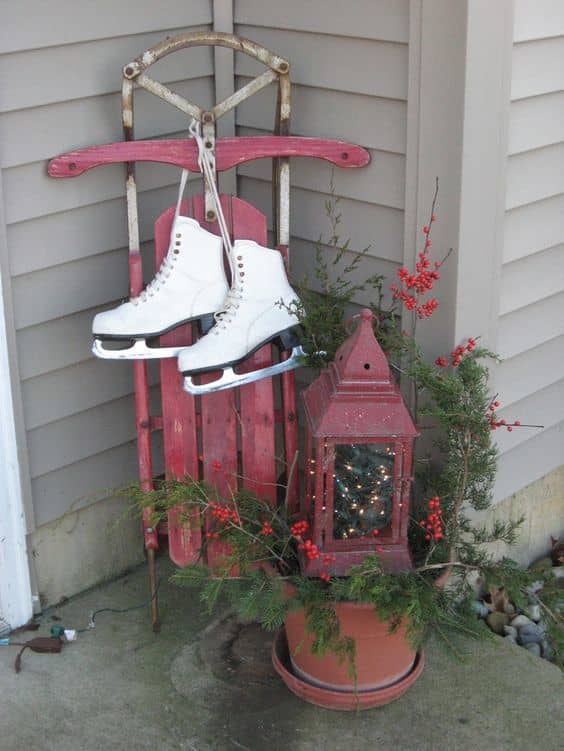 50+ Easy DIY Outdoor Christmas Decorations for Your Yard in 2024 - HubPages