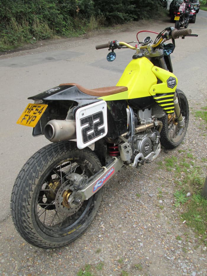 ... A lean, mean machine meant to follow tracks. Just look at those tyres! What can I say? As little as possible, just stand back and admire...