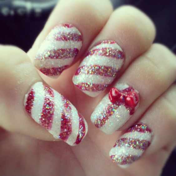 diy-christmas-nail-designs