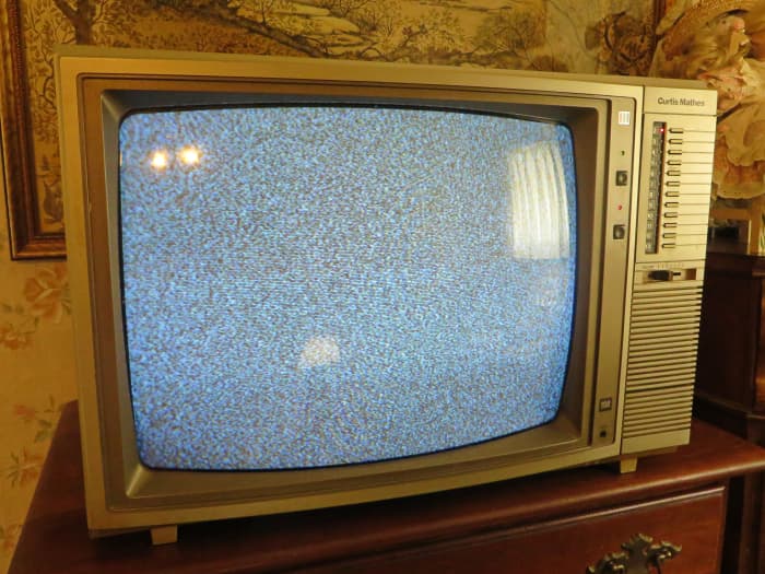 This is Such a Beautiful and Well-Designed Color Television, the Curtis Mathes Color Television Model H1950MW