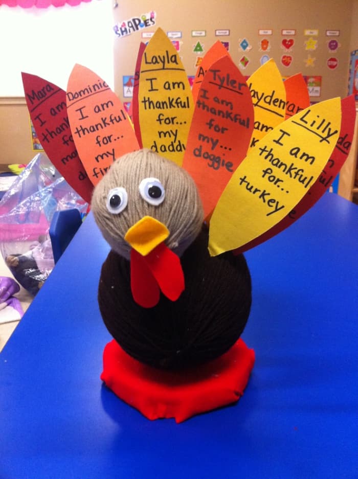 50+ Easy DIY Thanksgiving Crafts For Kids - FeltMagnet