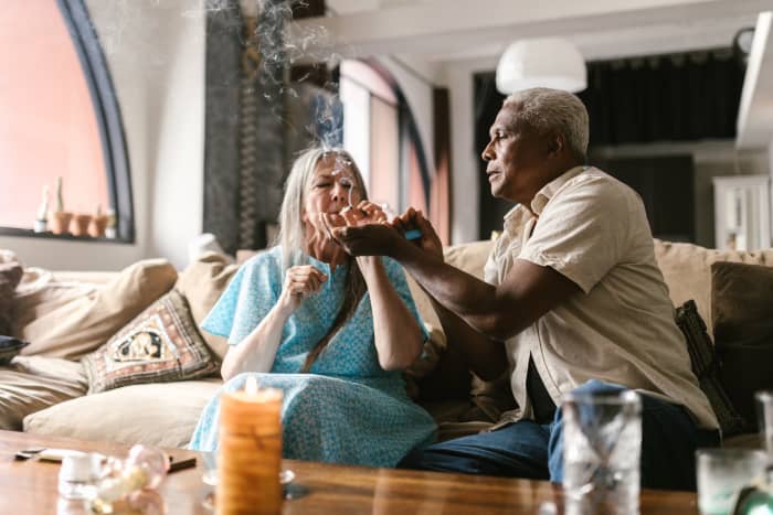 Relationships require effort. Having a smoking partner can also be difficult for some. Seven out of ten people say they have problems with their partner because they smoke, and 17% of nonsmokers have considered leaving their partners because they smo