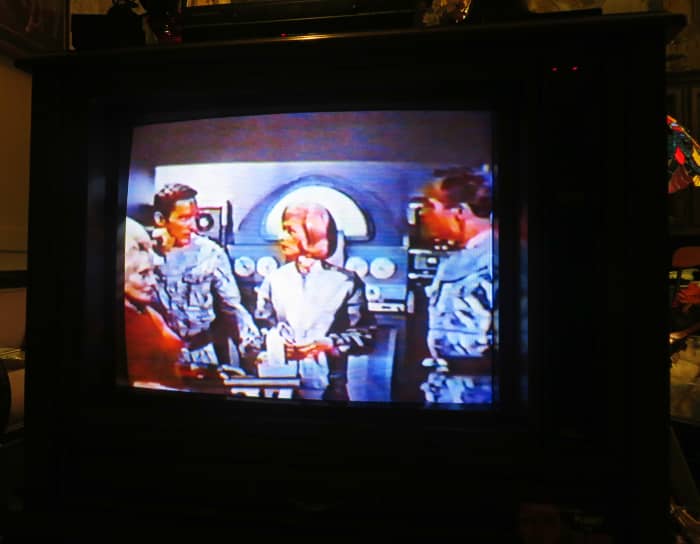 The Human Crew of the Space Craft on Mars with the Alien Queen on the Curtis Mathes Color TV ... Curtis Mathes TV Model B2610RC with the Hitachi A66ABU30X Picture tube.