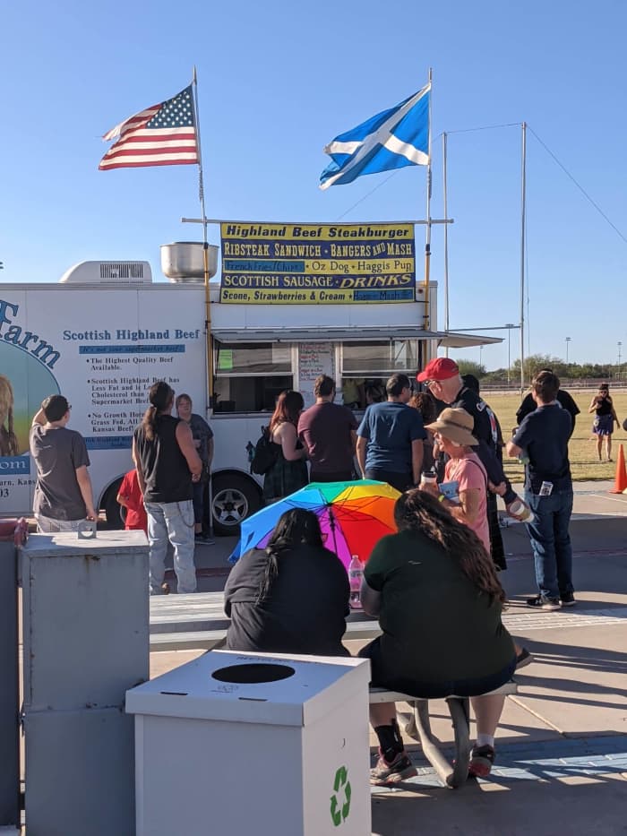 One of the many food wagons serving both Scott and American food