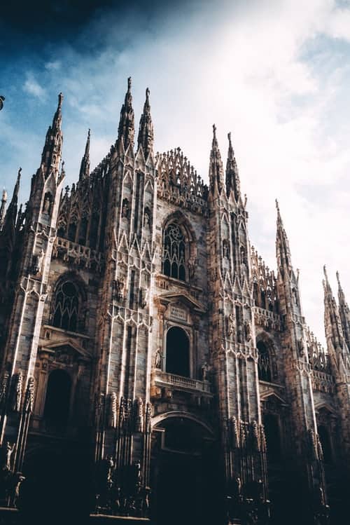 Ken Follet's book about the construction of a cathedral in the 12th century