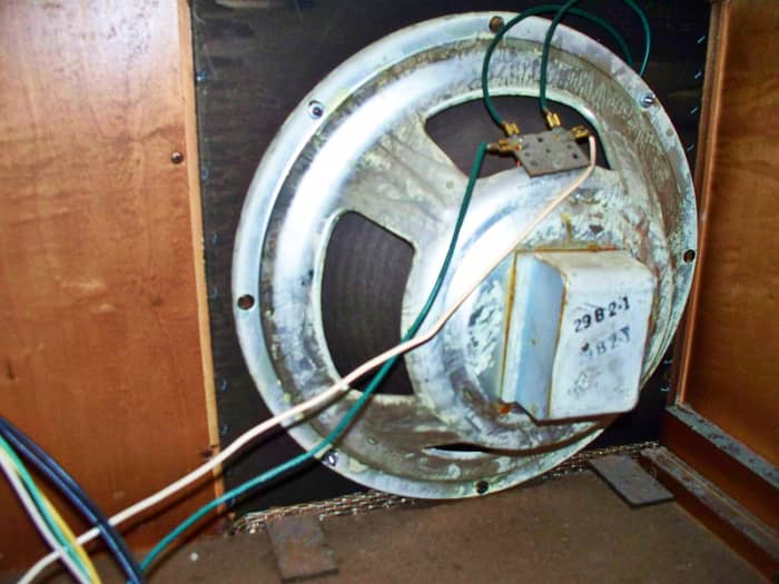 The photo below is of one of the huge made in Texas Speakers in my CM 1961 stereo. All hand made in Texas. This Curtis Mathes Stereo Model # 40M653 was made 09-18-1961.