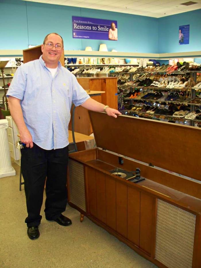 This is the Day I found her November 19, 2010. Many Years Ago, the Curtis Mathes Stereo Model # 40M653 was made 09-18-1961. Someone had dropped her off at a thrift store, someone's discard was my treasure.