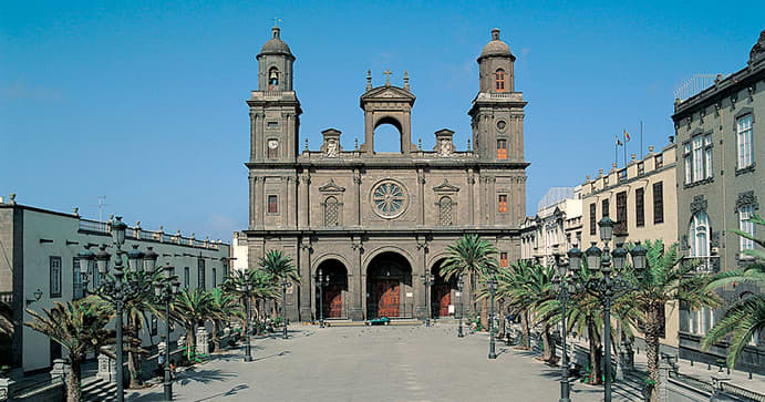 Las Palmas Cathedral, Gran Carania, where numerous Christmas villancicos that include trombone were composed and presumably performed.