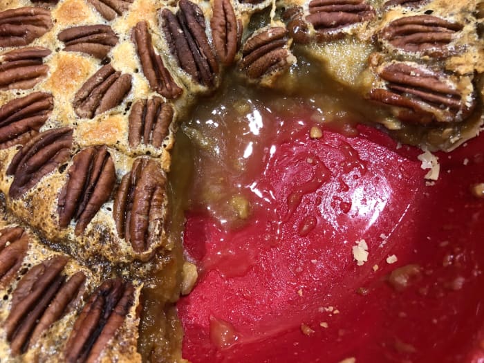 This pie was cut before it had completely cooled. The results can be worse. We were lucky this time.