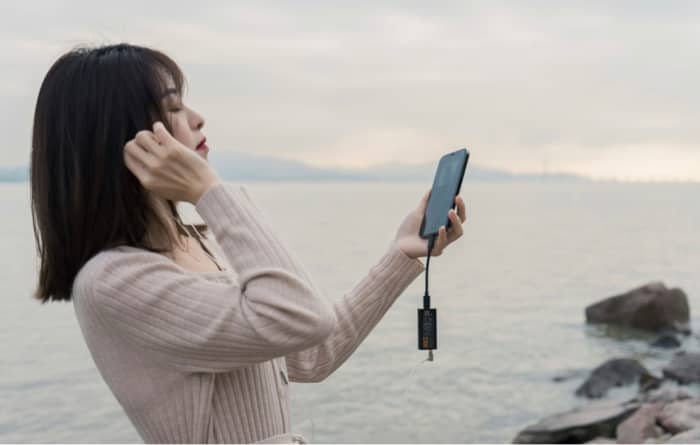 The QUESTYLE’s M15 Mobile Lossless DAC with headphone amplifier allows you to hear high-quality audio when you're on-the-go.