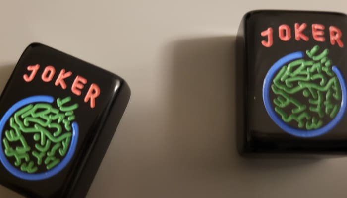 Select a hand that allows you to use jokers in all parts of the sequence. If a number goes dead, you may get additional tiles that keep your hand alive.