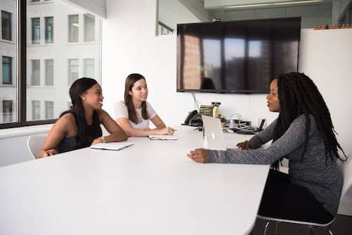 It's important for HR professionals to stay informed of current events.