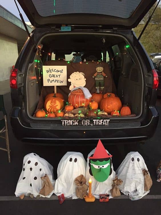 75+ Awesome Trunk-Or-Treat Ideas for Cars - Holidappy