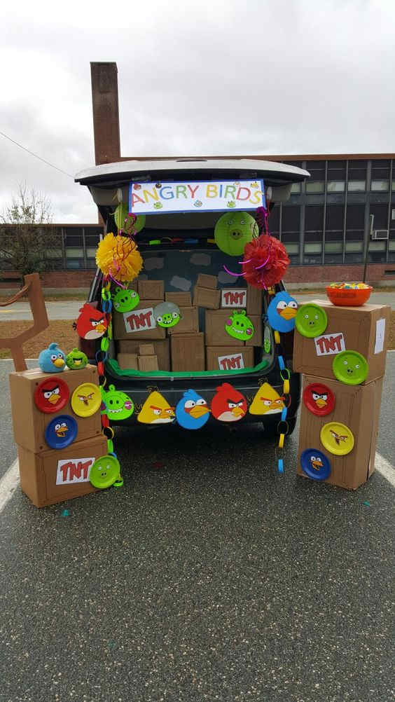 75+ Awesome Trunk or Treat Ideas for Cars Holidappy