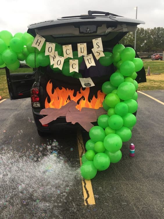 75+ Awesome TrunkOrTreat Ideas for Cars Holidappy