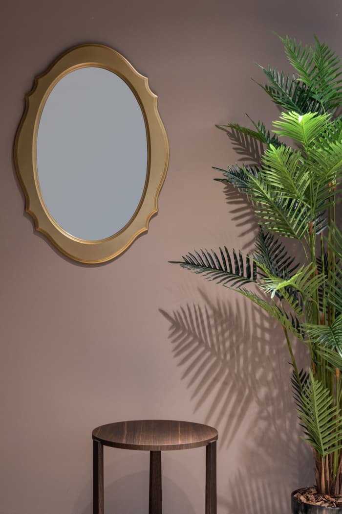 It's advised to paint a house in neutral colors when trying to sell it. The popular colors for houses are beige, gray, and white. I recommend white because it looks fresh.