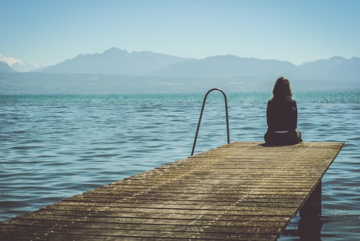 Sometimes, a person grieving a loss feels like they're all alone. A sensitive and thoughtful message from a friend or loved one can help them feel supported.