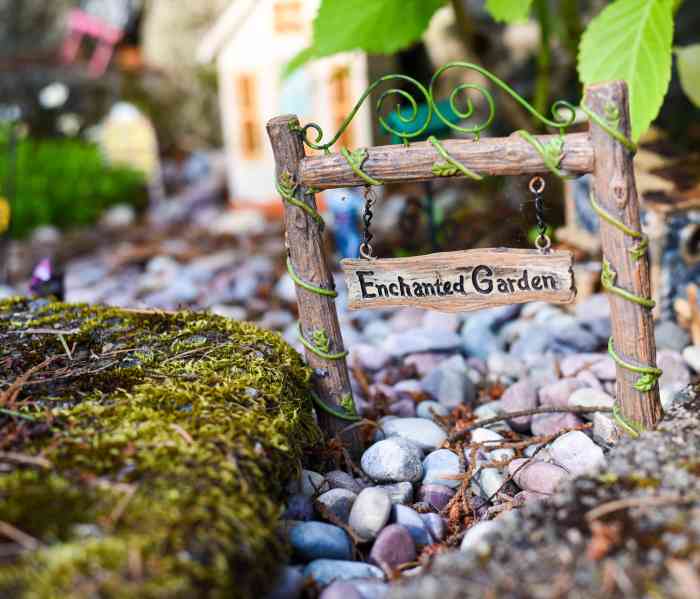 10 Small Corner Rock Garden Ideas Dengarden