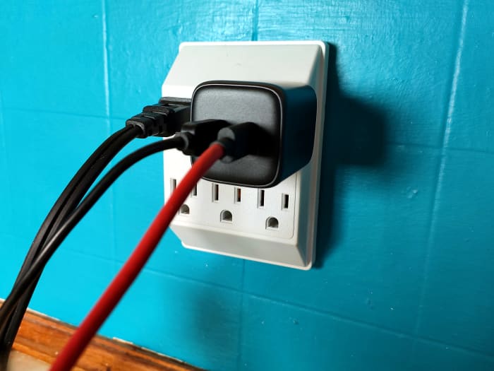 To operate, simply plug the charger to an AC outlet and connect the devices requiring a charge