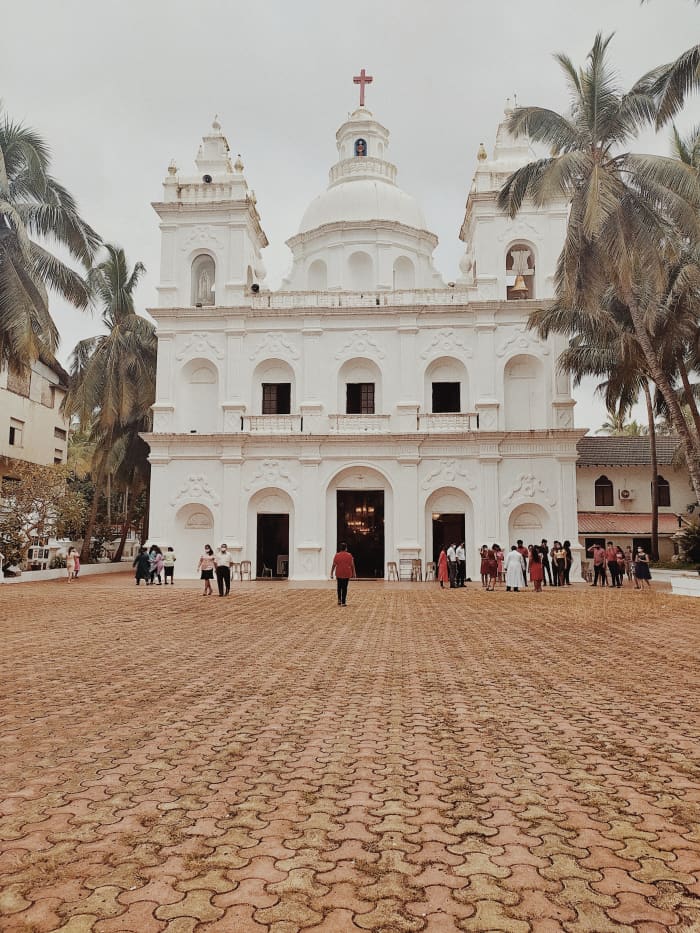 From magical temples to bone-chilling experiences, there is no dearth of splendorous structures across India with fascinating stories. However, the most unexplored are the churches across India.