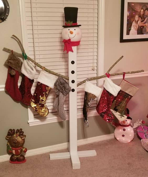 75+ Amazing DIY Christmas Stocking Holder Ideas When You Have No Mantle ...