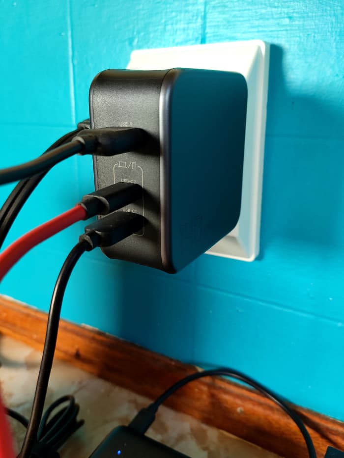 If I'd been thinking, I would have plugged the phone into the lower USB-C port which, in this case, is capable of supplying 65W