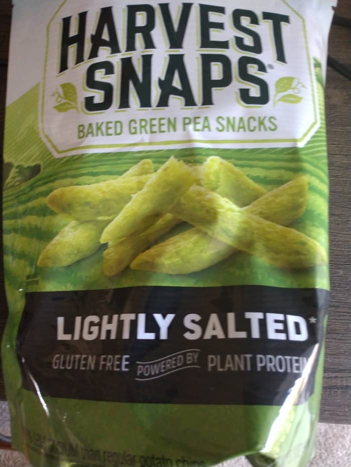 Review of Harvest Snaps Baked Green Pea Snacks Delishably