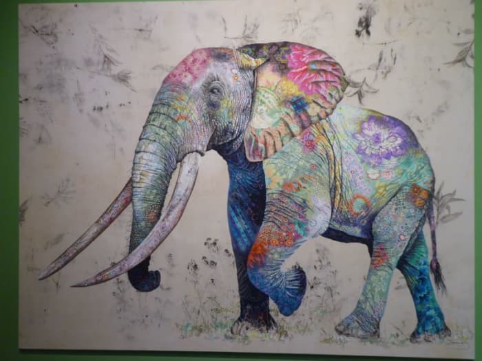 "Tusker Bull" - designed and made by Sophie Standing (2022). Image by Frances Spiegel with permission from the Fashion & Textile Museum. All rights reserved.