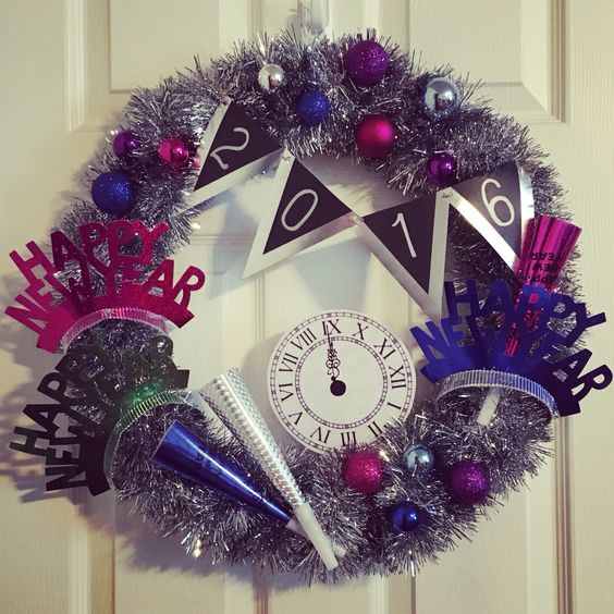 50+ Amazing DIY New Years Eve Wreath Ideas for 2024 HubPages
