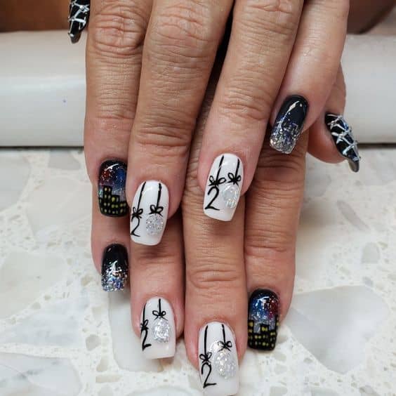 65+ Dazzling New Years Eve Nail Designs To Ring in 2023 - HubPages