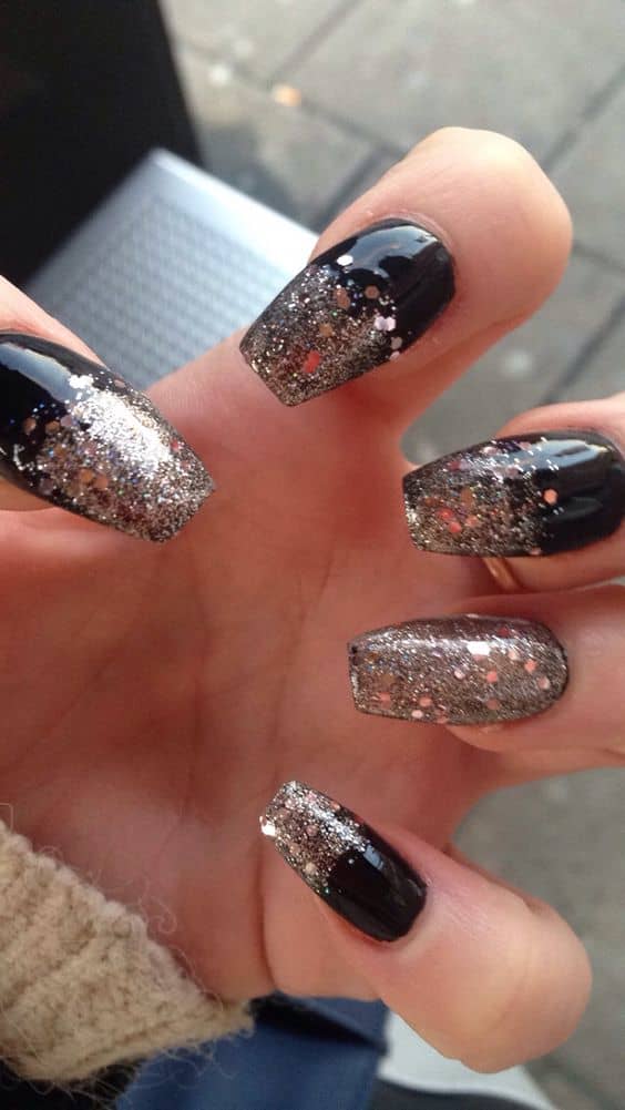 65 Dazzling New Years Eve Nail Designs To Ring In 2024 Hubpages