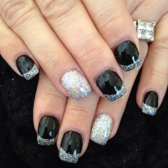 65+ Dazzling New Years Eve Nail Designs To Ring in 2024 - HubPages