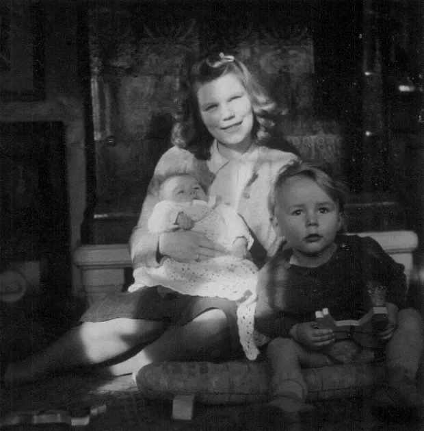 First known shared photo (with older brother).