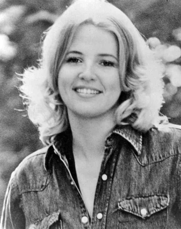 Ten Almost Forgotten Female Country Music Singers - Spinditty