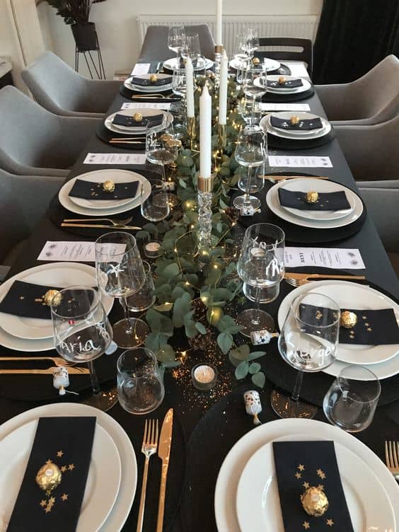 50+ Elegantly Stylish New Years Eve Table Setting Ideas - HubPages