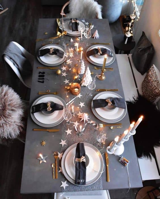 50+ Elegantly Stylish New Years Eve Table Setting Ideas - HubPages