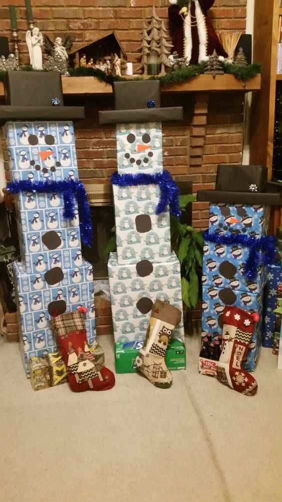 50+ Adorable DIY Snowman Gift Tower Ideas Holidappy