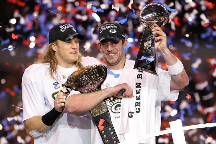 Rodgers's career lived in the shadows of Favre's just like Young's did with Montana. Their SB victories allowed them to carve out their legacy.